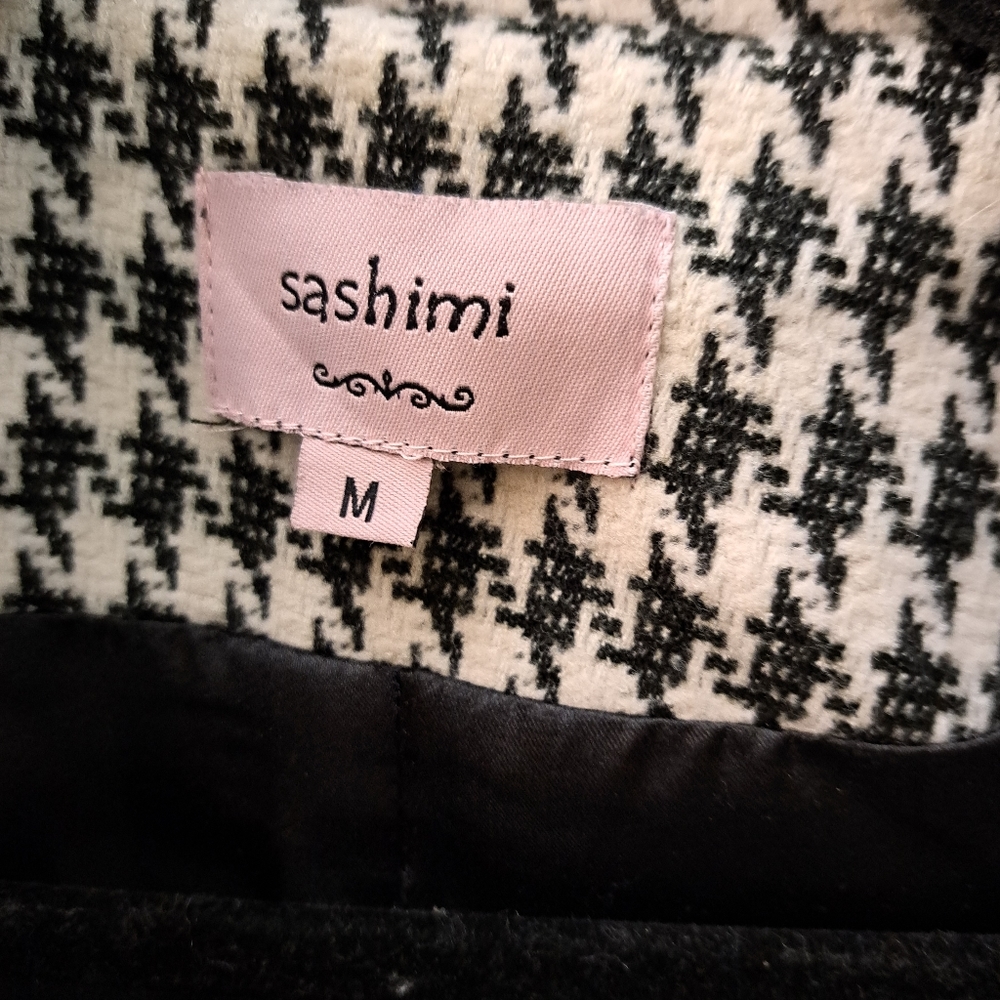 Sashimi Houndstooth Coat - Picture 3 of 7